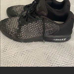 Nike Shoes - Nike air max shoes Nike Shoes - Nike air max shoes